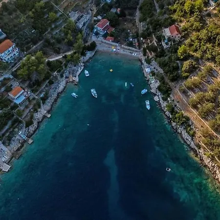 Belveder * Vela Luka
